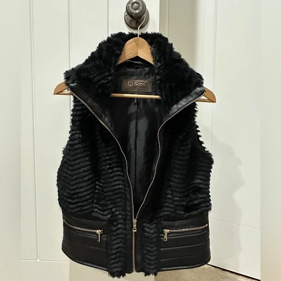 Faux Fur Vest - CI SONO BY CAVALINI - Picture 3 of 5